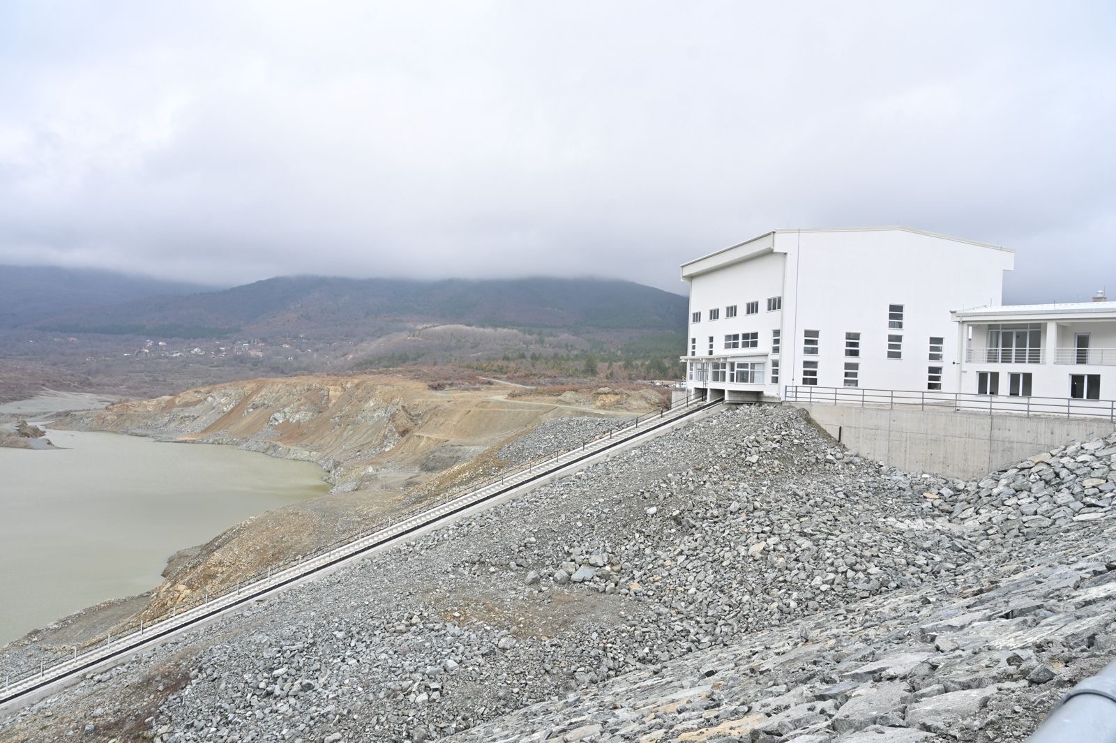 СДСМ ја започна и ја заврши изградбата на значајниот капитален објект, браната Конско